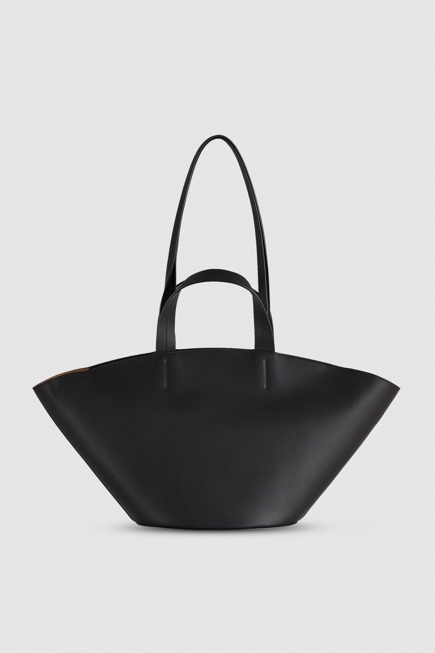 Minimal City Bag, Black - Patrizia Pepe